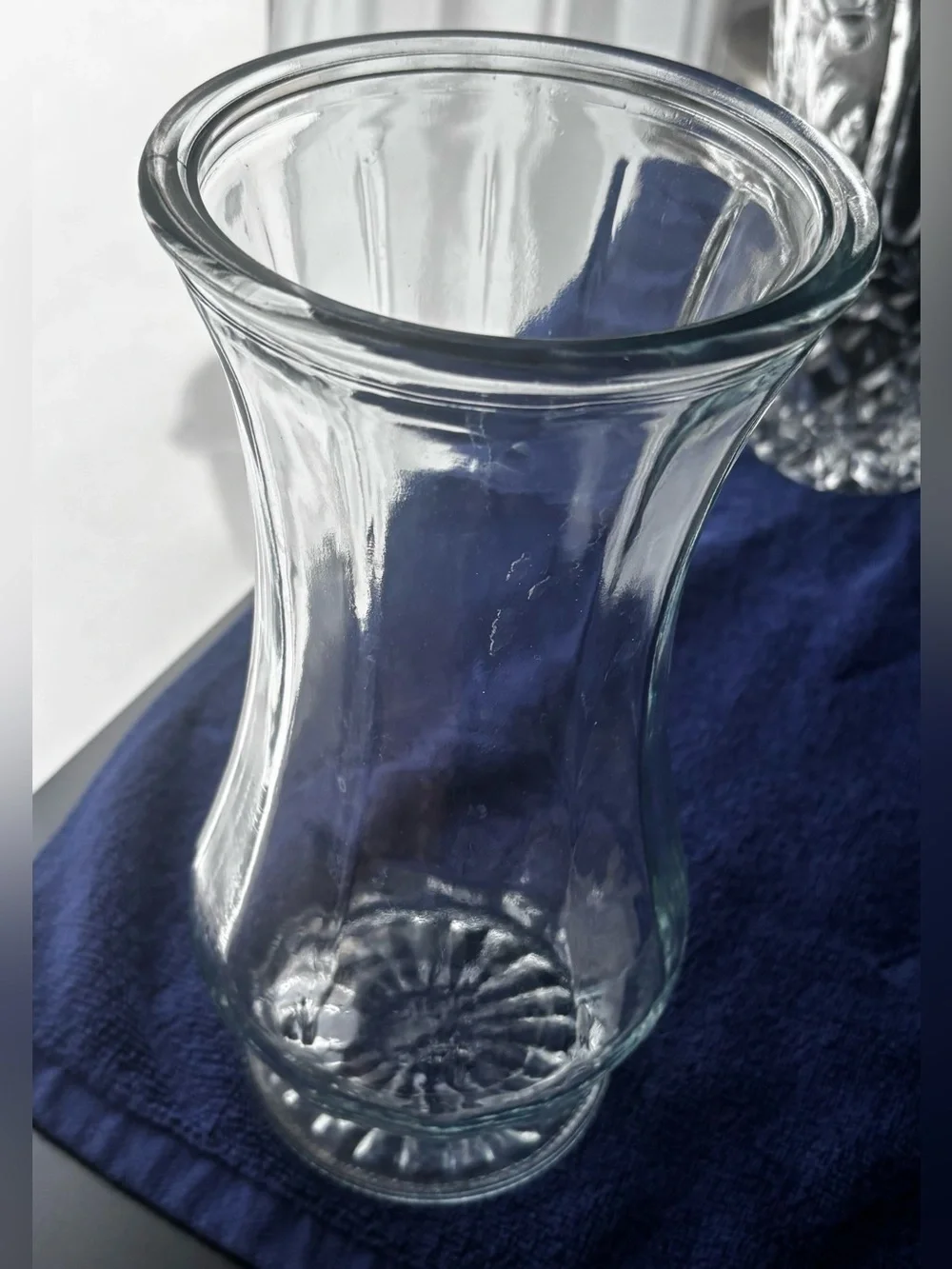 Vintage Hoosier Glass 4093-B Hexagonal Fluted Clear Vase - 10
